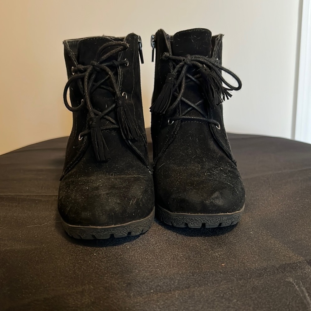 Mia Wedge Shoes